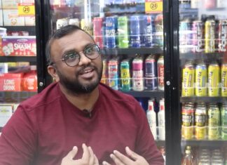 Who Is 7-Day Harry?: The Interview